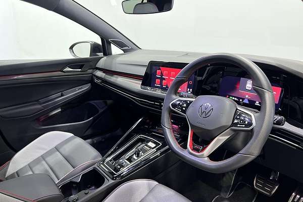 2024 Volkswagen Golf GTI 8