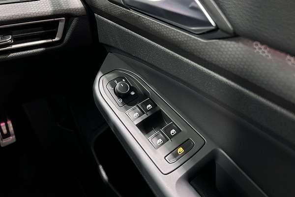 2024 Volkswagen Golf GTI 8
