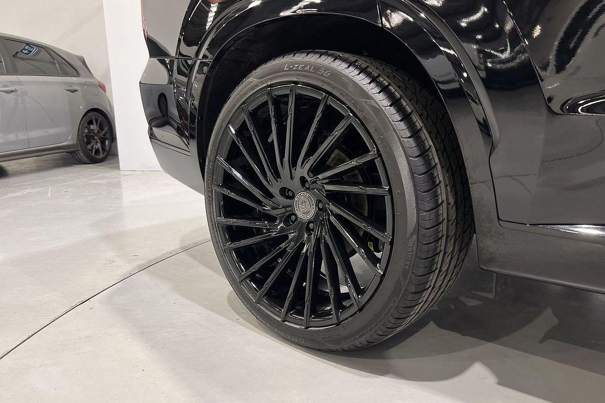 2023 Hyundai Palisade Calligraphy Black Ink LX2.V4