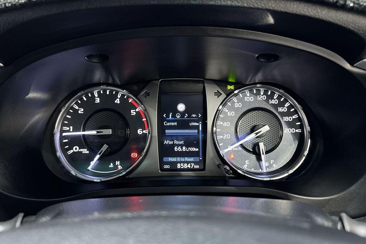 2022 Toyota Hilux SR5 GUN126R 4X4