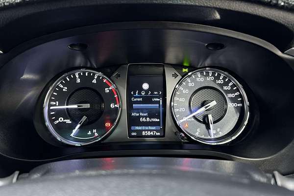 2022 Toyota Hilux SR5 GUN126R 4X4