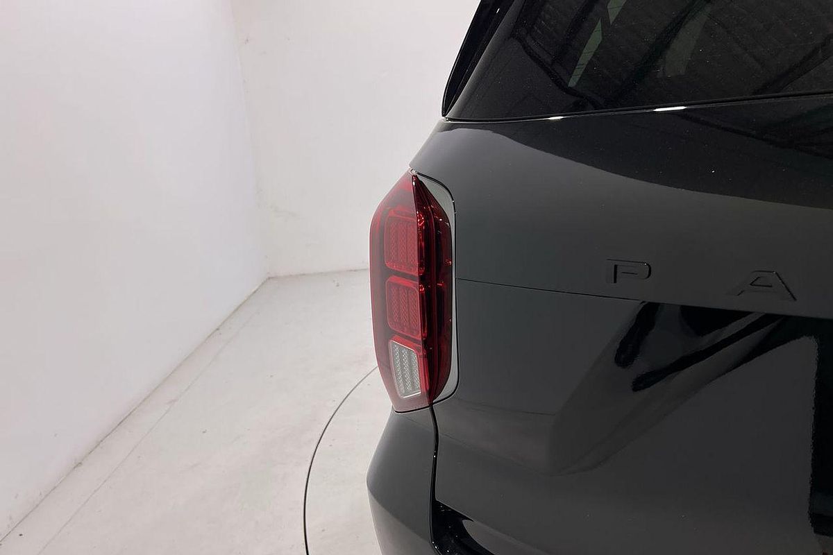 2023 Hyundai Palisade Calligraphy Black Ink LX2.V4