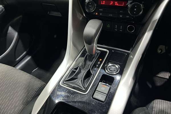 2023 Mitsubishi Eclipse Cross LS YB