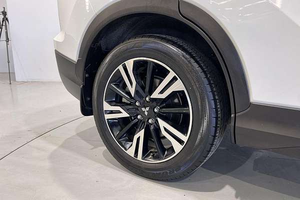 2023 Mitsubishi Eclipse Cross LS YB
