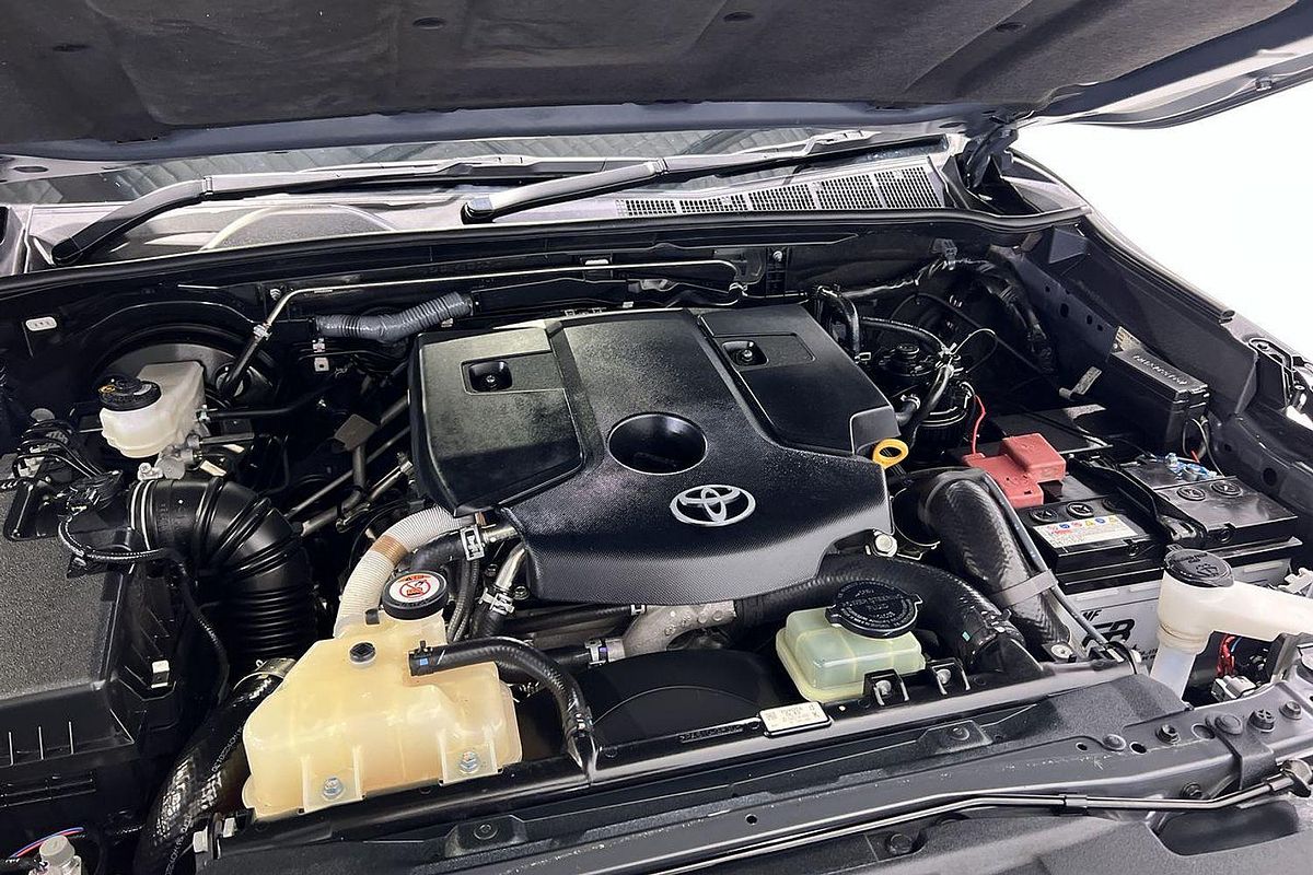 2022 Toyota Hilux SR5 GUN126R 4X4