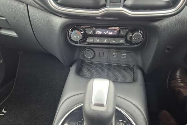 2024 Nissan JUKE ST+ F16