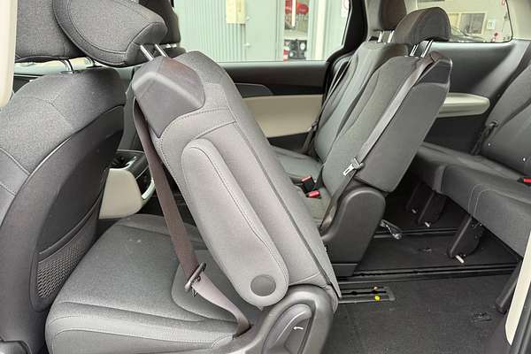 2021 Kia Carnival S KA4