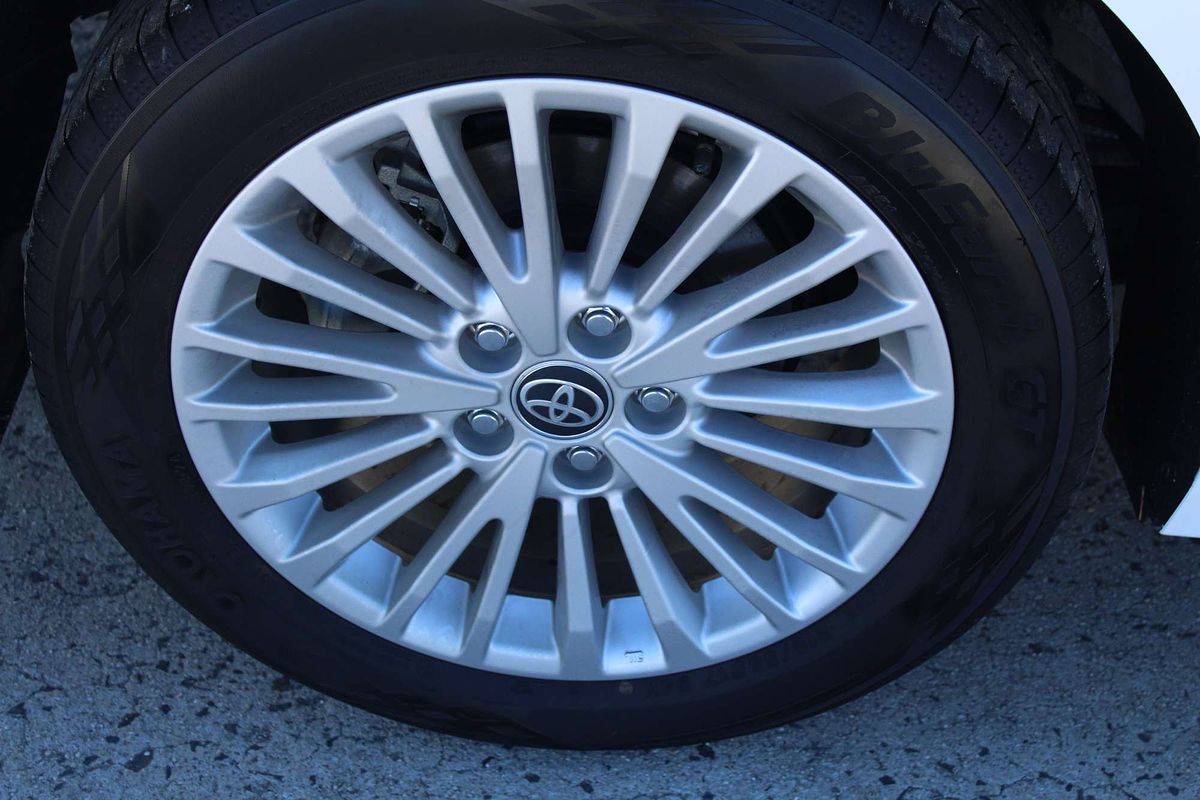 2024 Toyota Camry Ascent AXVH80R