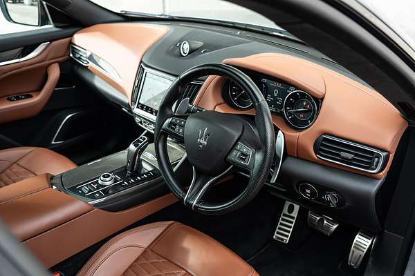 2022 Maserati Levante Modena M161