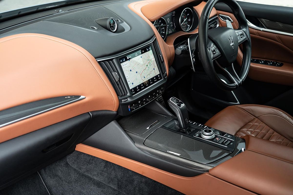 2022 Maserati Levante Modena M161