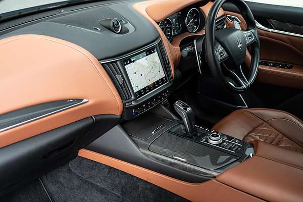 2022 Maserati Levante Modena M161