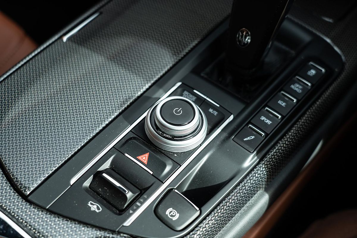 2022 Maserati Levante Modena M161