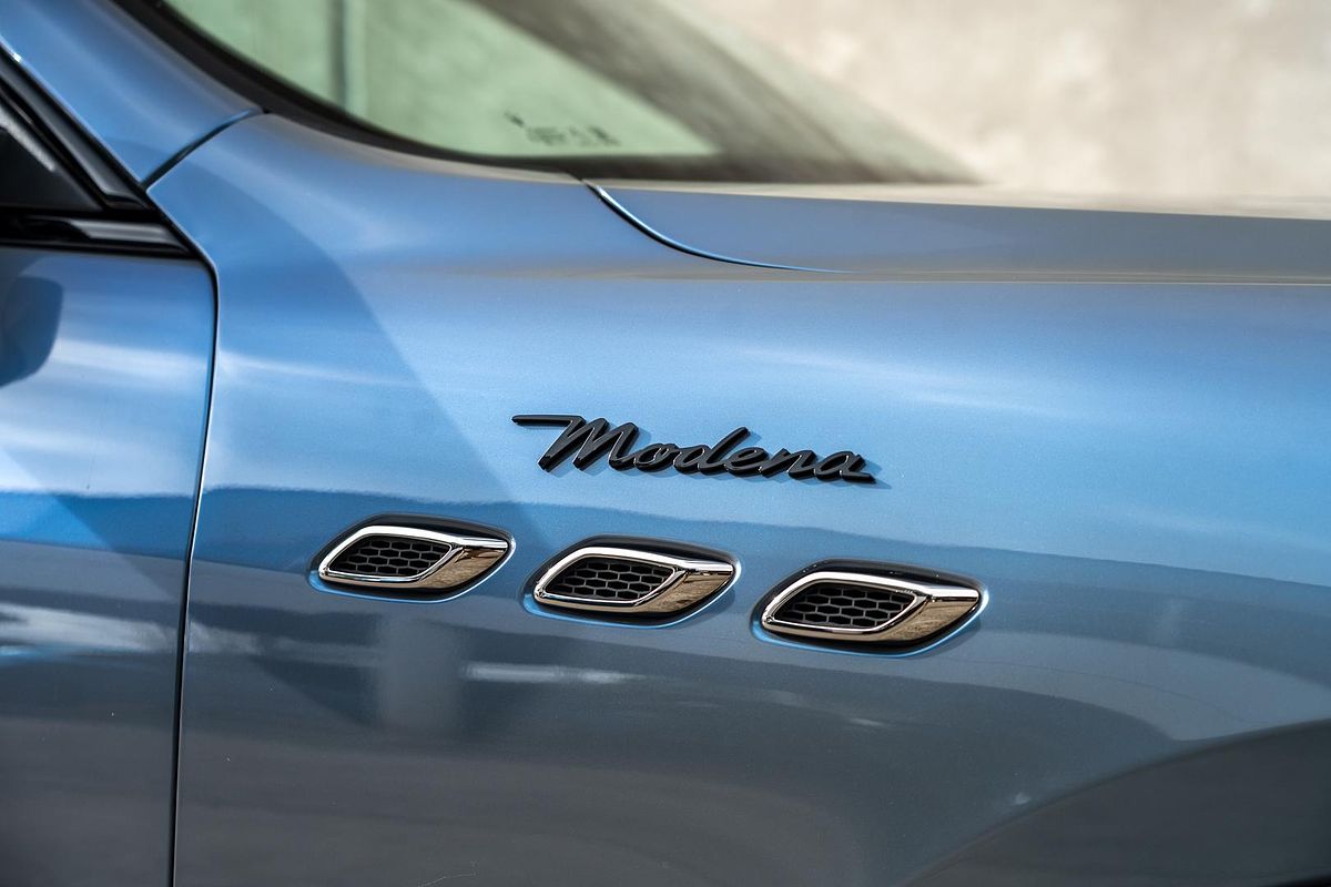 2022 Maserati Levante Modena M161