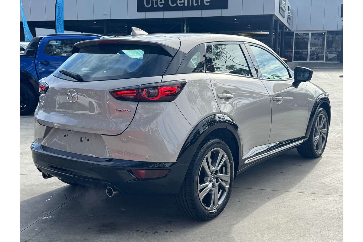 2025 Mazda CX-3 G20 Akari DK