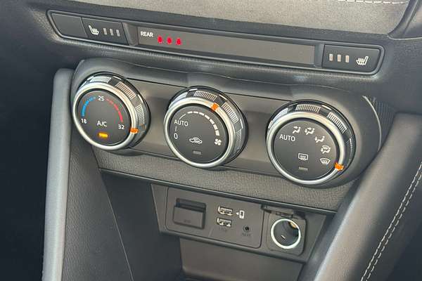 2025 Mazda CX-3 G20 Akari DK