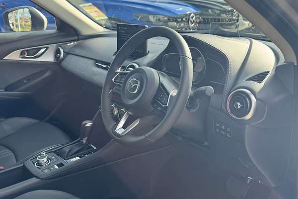 2025 Mazda CX-3 G20 Akari DK