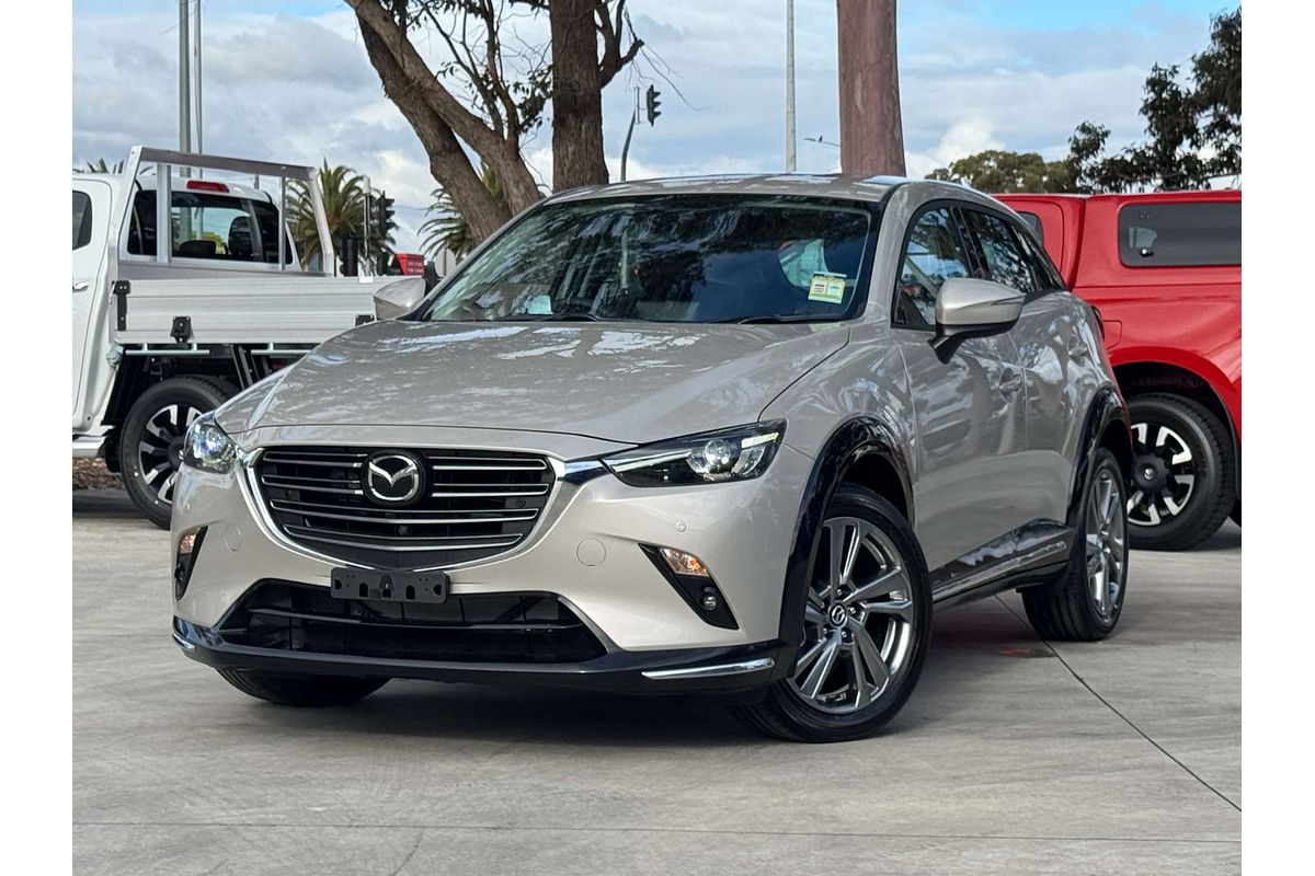 2025 Mazda CX-3 G20 Akari DK