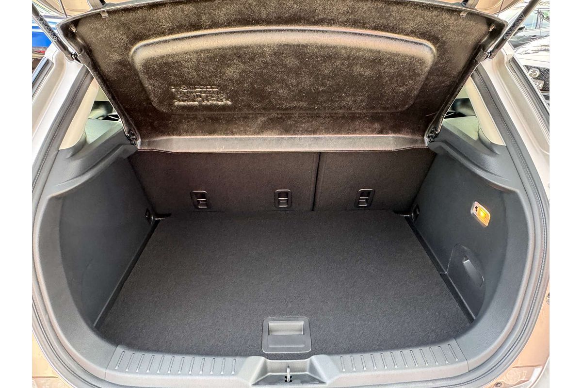 2025 Mazda CX-3 G20 Akari DK