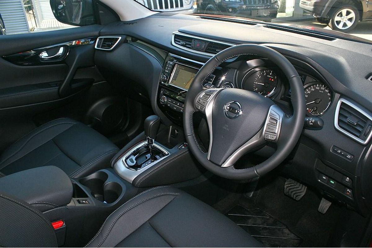 2017 Nissan QASHQAI Ti J11