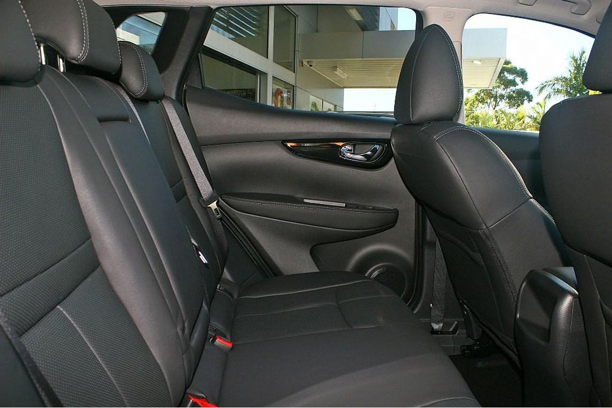 2017 Nissan QASHQAI Ti J11
