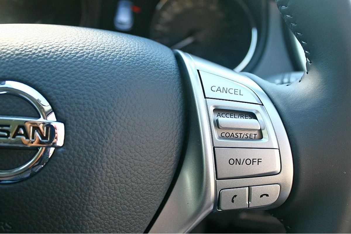 2017 Nissan QASHQAI Ti J11