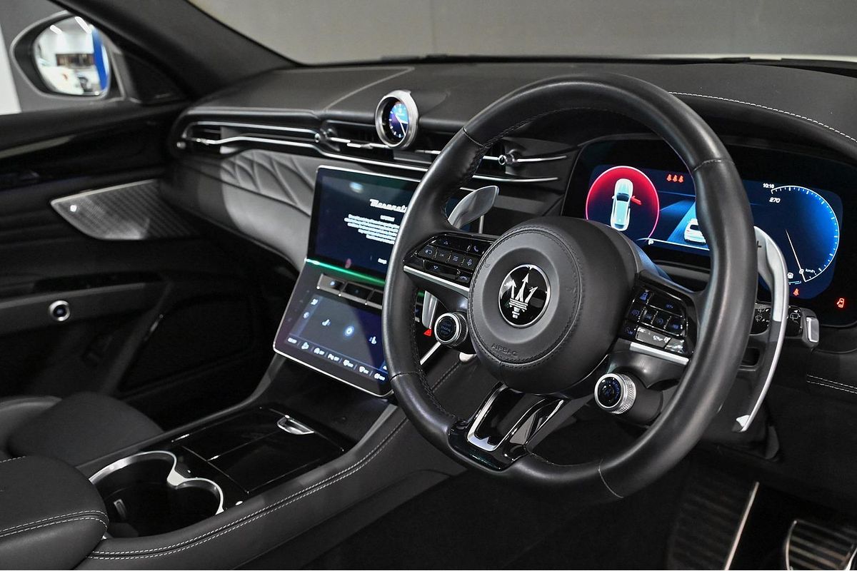 2023 Maserati Grecale Modena M182
