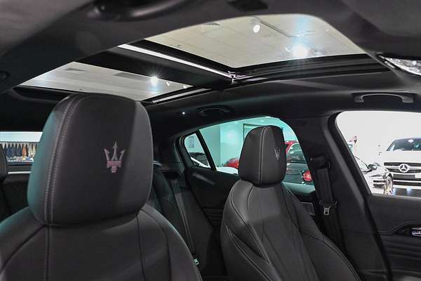 2023 Maserati Grecale Modena M182