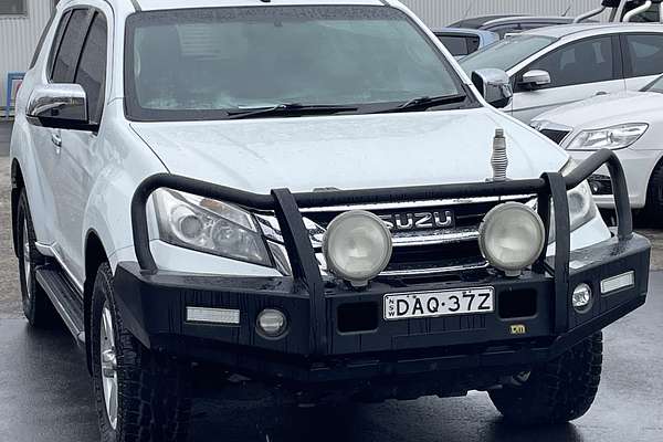 2015 Isuzu MU-X LS-U