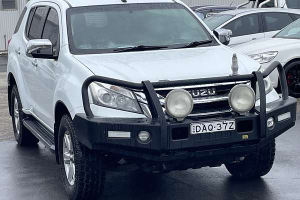 2015 Isuzu MU-X LS-U