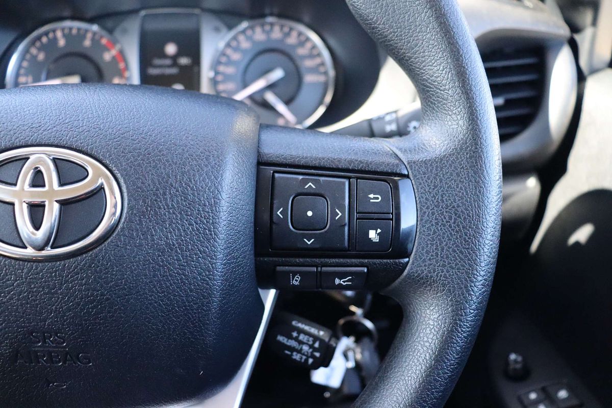2024 Toyota Hilux SR GUN126R 4X4