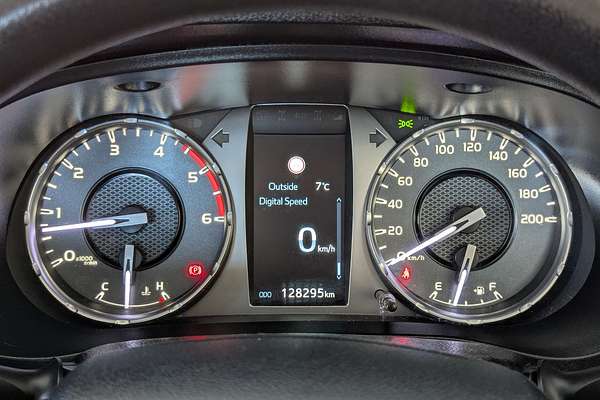 2021 Toyota Hilux SR GUN126R 4X4