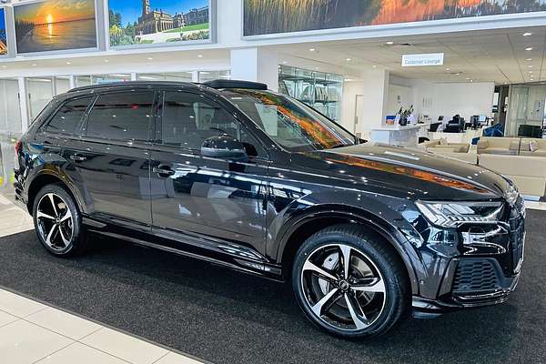 2020 Audi Q7 50 TDI S line 4M