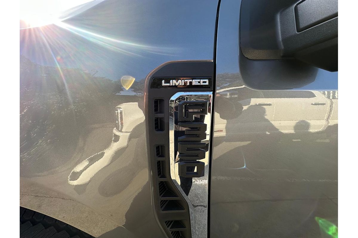 2024 Ford F350 Limited 4X4