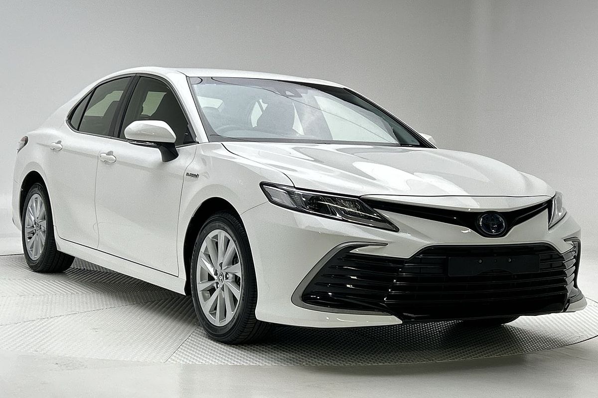 2022 Toyota Camry Ascent AXVH70R