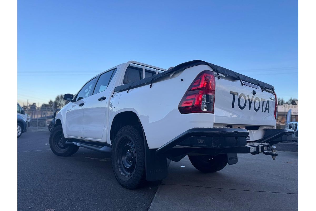 2019 Toyota Hilux SR GUN126R 4X4