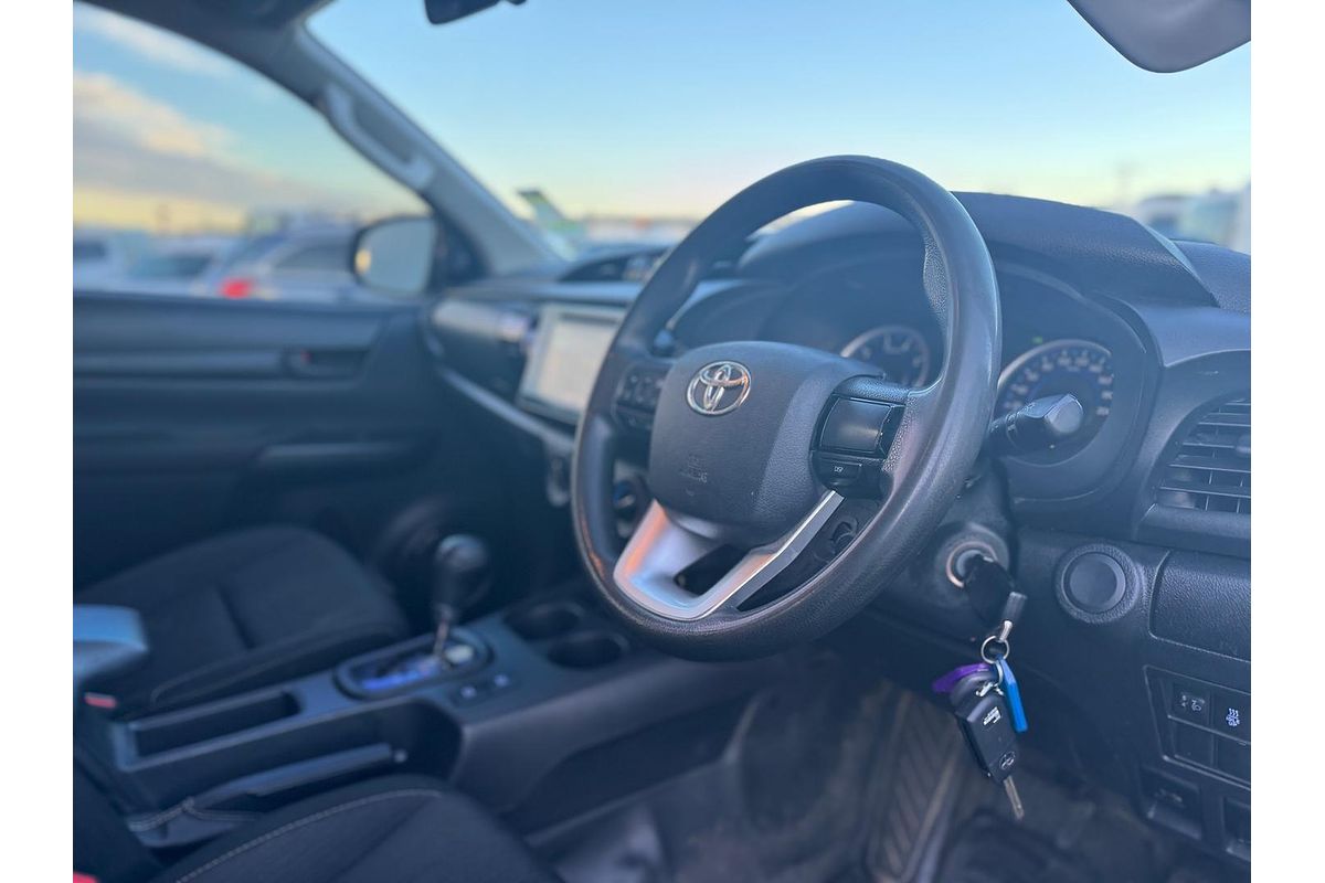 2019 Toyota Hilux SR GUN126R 4X4