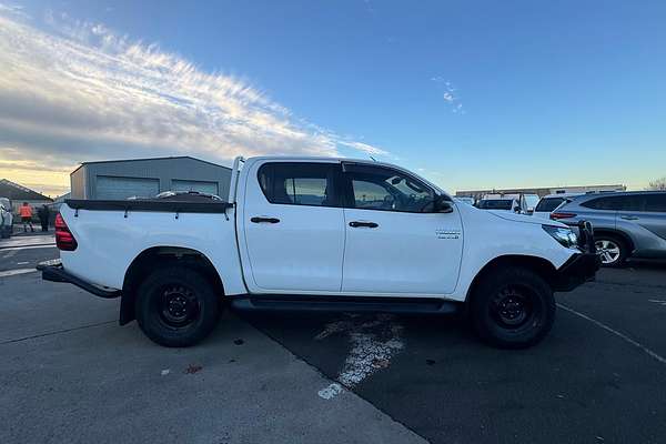 2019 Toyota Hilux SR GUN126R 4X4