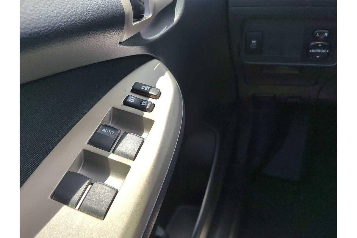 2013 Toyota Corolla S