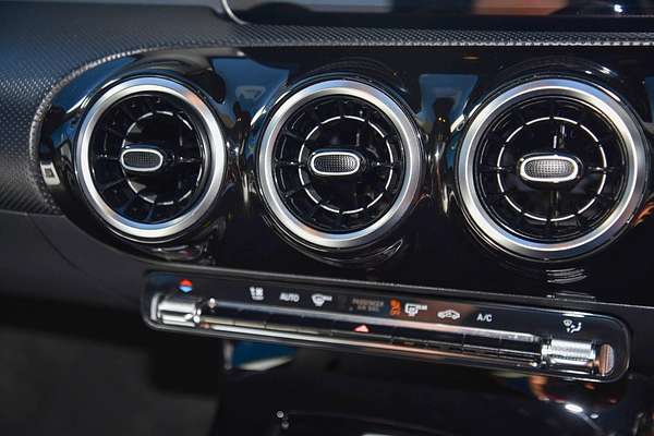 2019 Mercedes-Benz A-Class A250 W177