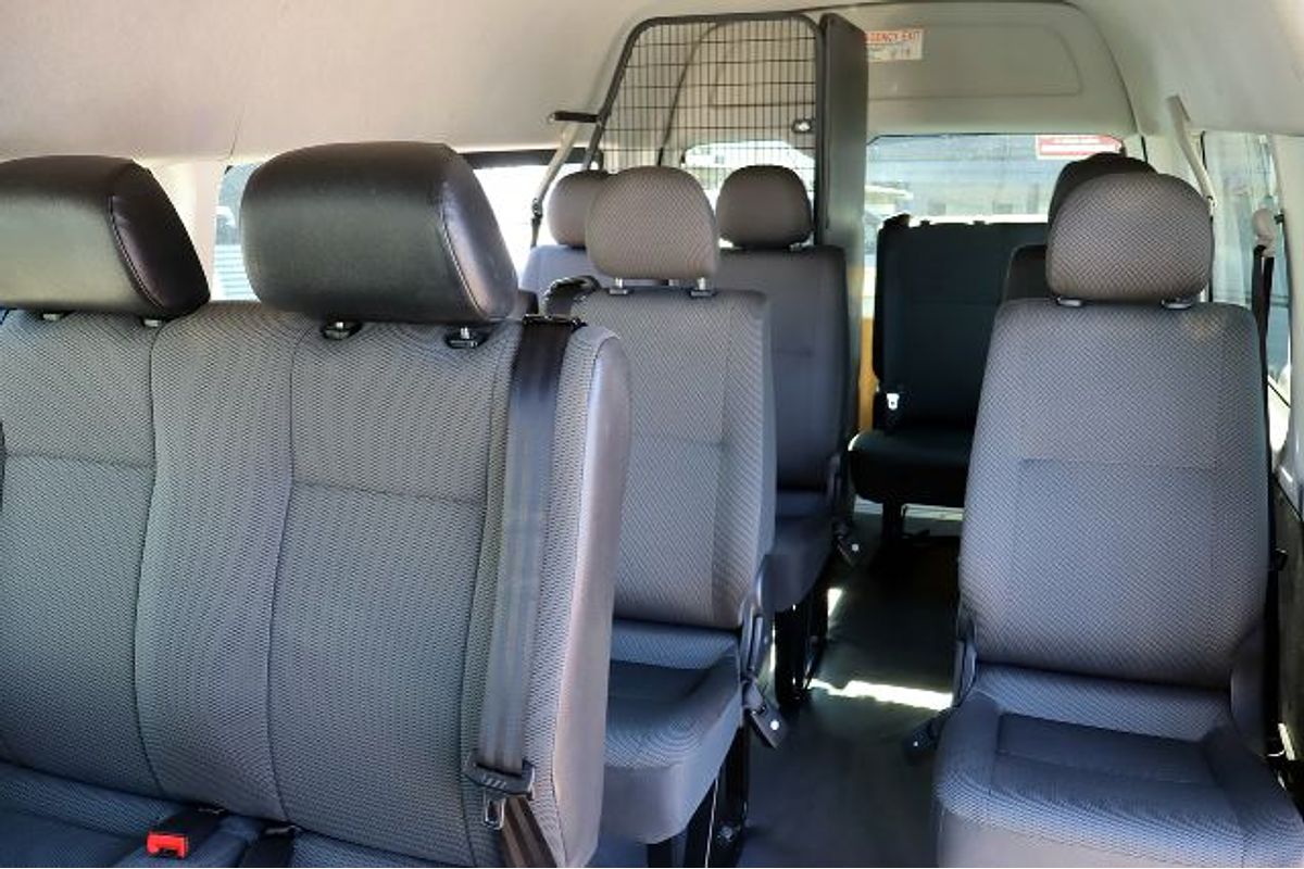 2018 Toyota Hiace Commuter KDH223R