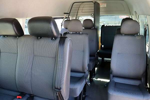 2018 Toyota Hiace Commuter KDH223R