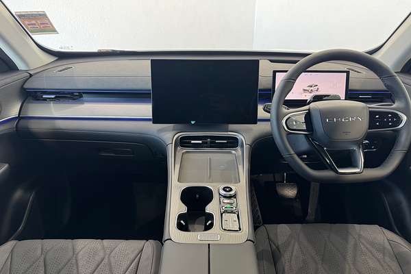 2025 Chery Tiggo 8 Super Hybrid Ultimate T31