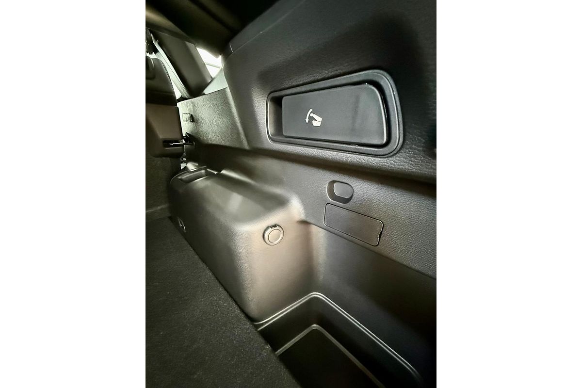 2025 Mitsubishi Outlander Exceed ZM