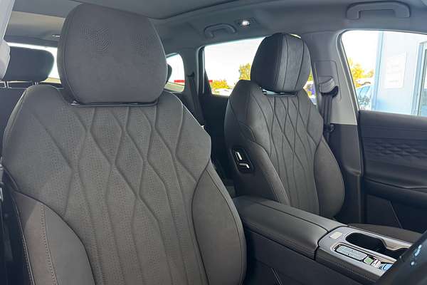 2025 Chery Tiggo 8 Super Hybrid Ultimate T31