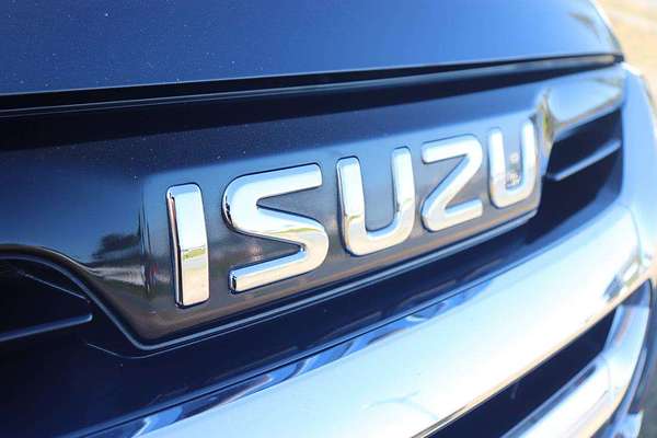 2020 Isuzu MU-X LS-T