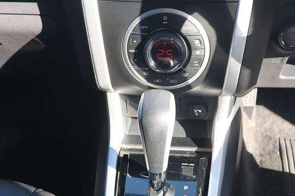 2020 Isuzu MU-X LS-T