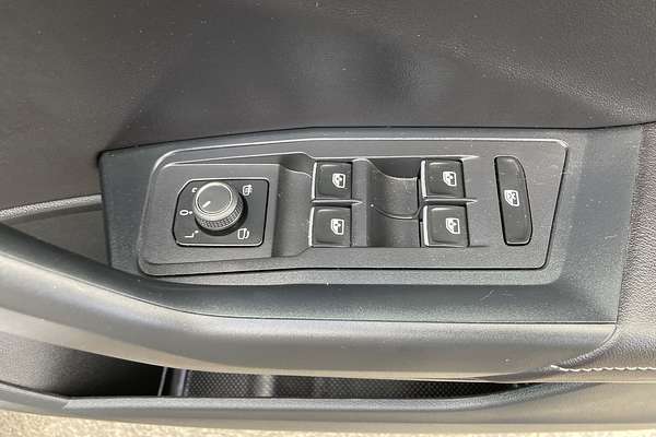 2023 Volkswagen T-Roc 110TSI Style D11