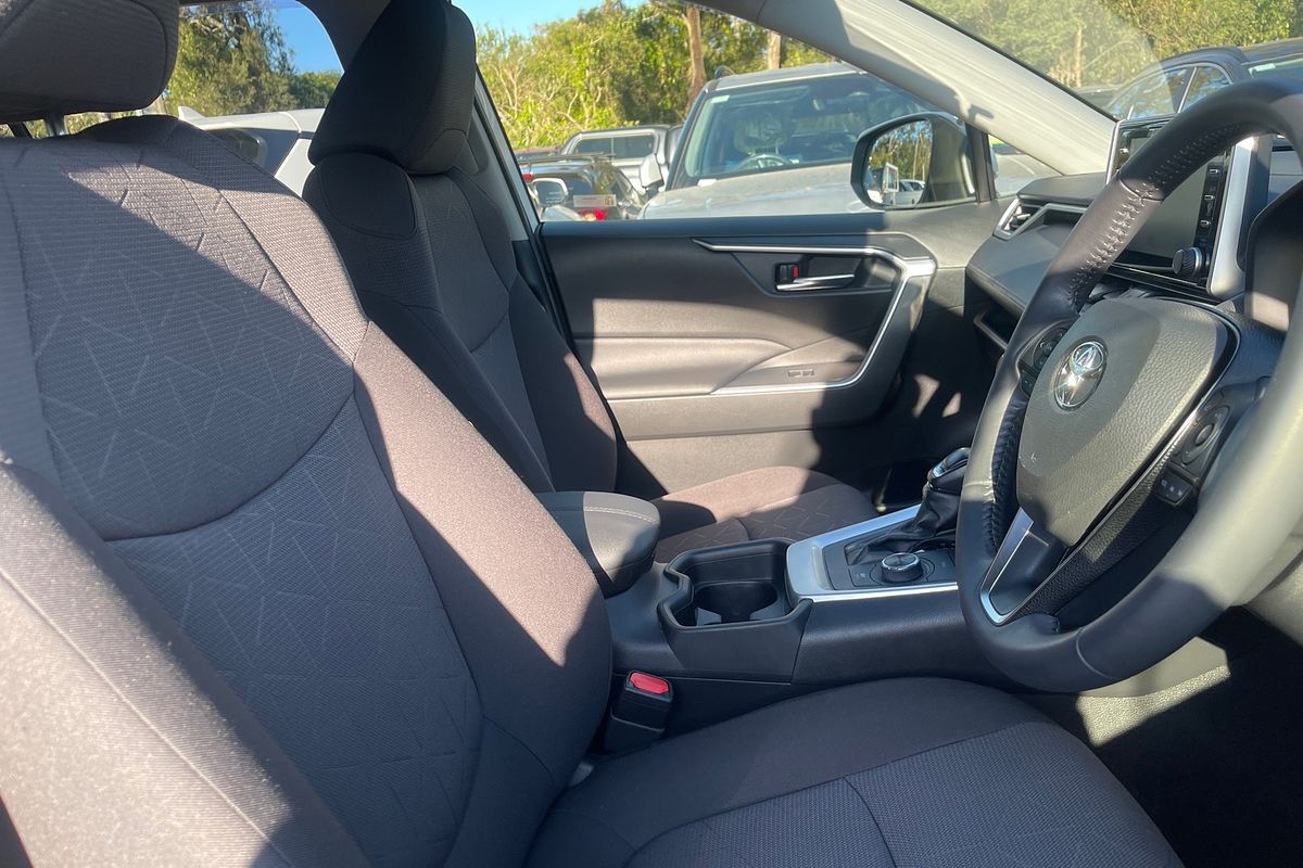 2020 Toyota RAV4 GXL AXAH54R