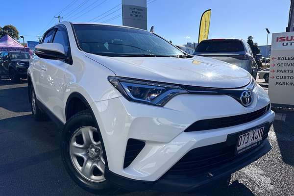 2017 Toyota RAV4 GX ZSA42R