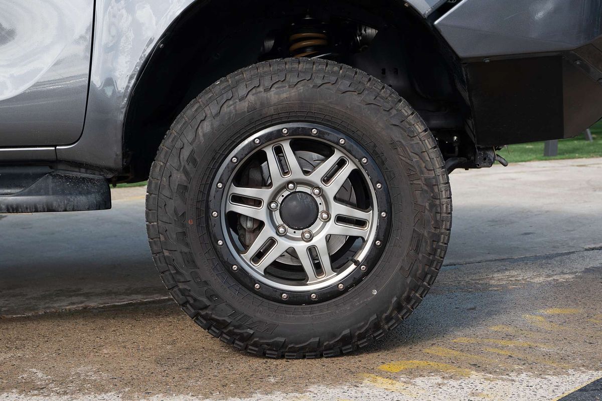 2015 Toyota Hilux SR5 GUN126R 4X4